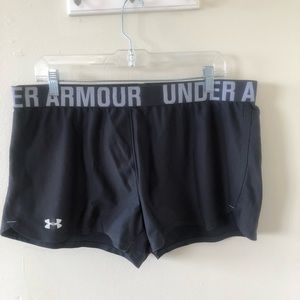 Women’s size Large under armour shorts